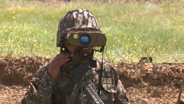 Армянский военнослужащий - Sputnik Армения
