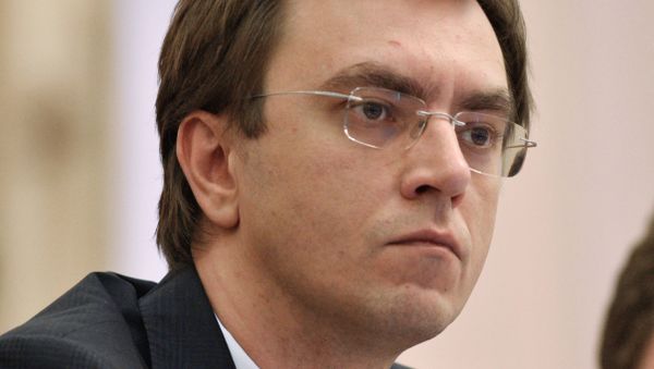 Министр инфраструктуры Украины Владимир Омелян на заседании Кабинета министров Украины в Киеве. - Sputnik Армения
