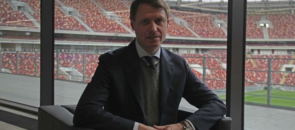 Олег Кононов: поговорил бы с Йоханом Кройфом, если бы он был жив Олег Кононов: поговорил бы с Йоханом Кройфом, если бы он был жив - Sputnik Армения