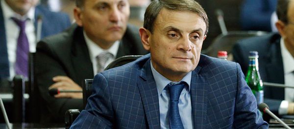 Начальник Полиции Валерий Осипян на внеочередном заседании правительства Армении (22 мая 2018). Еревaн Начальник Полиции Валерий Осипян на внеочередном заседании правительства Армении (22 мая 2018). Еревaн - Sputnik Արմենիա