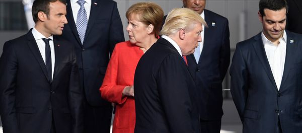 Лидеры Франции Эммануэль Макрон, Германии Ангела Меркель, США Дональд Трамп и Греции Алексис Ципрас на саммите НАТО (25 мая 2017). Брюссель - Sputnik Армения
