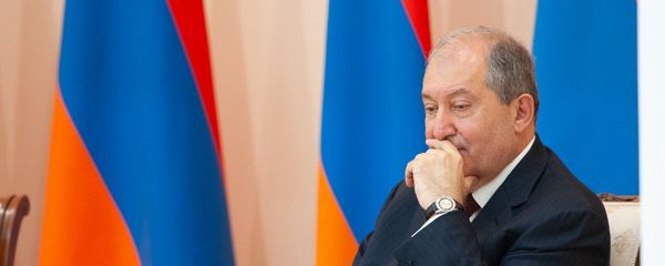 Президент Армении Армен Саркисян во время вручения премий деятелям науки и искусства (24 мая 2018). Еревaн - Sputnik Армения