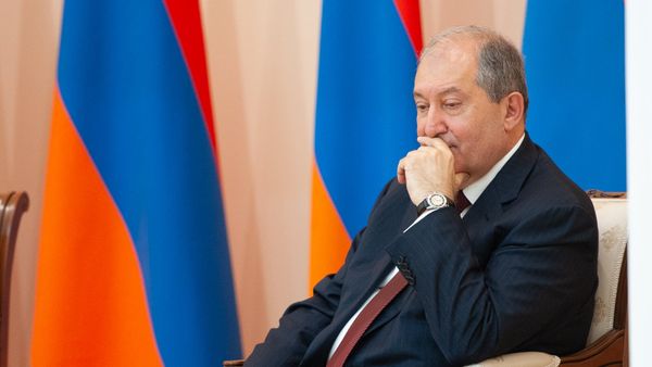 Президент Армении Армен Саркисян во время вручения премий деятелям науки и искусства (24 мая 2018). Еревaн - Sputnik Армения