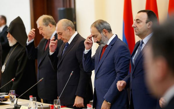 ՀՀ վարչապետը մասնակցում է «Հայաստան» համահայկական հիմնադրամի հոգաբարձուների խորհրդի նիստին - Sputnik Արմենիա