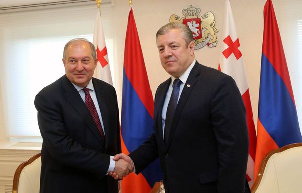 Президент Армении Армен Саркисян встретился с премьер-министром Грузии Георгием Квирикашвили (25 мая 2018). Тбилиси - Sputnik Արմենիա