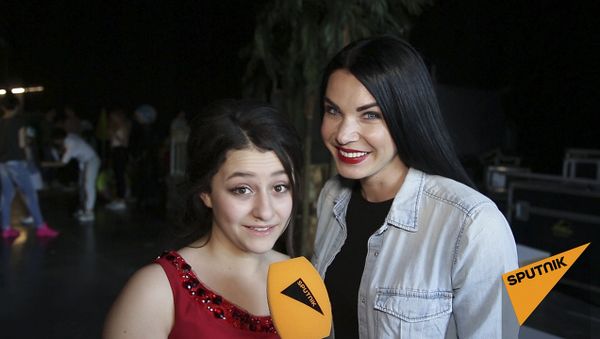 Армянская участница проекта Ты супер! рассказала о подготовке к финалу песенного конкурса Армянская участница проекта Ты супер! рассказала о подготовке к финалу песенного конкурса - Sputnik Армения