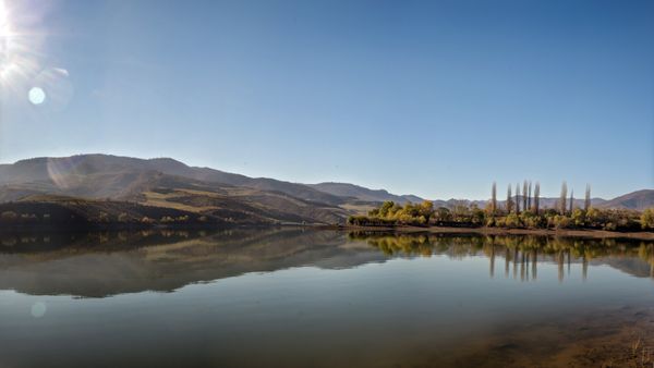 Водоем Паравакара. К сожалению, насосные станции водоема не работают из-за чего местные жители не могут использовать воду. Вода на сегодня доступна только для жителей, живущих по ту сторону границы - Sputnik Արմենիա