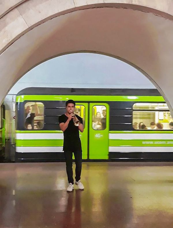 Флешмоб Ереванской гос.концерватории в метро - Sputnik Արմենիա