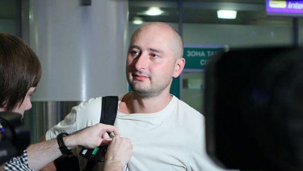Российский журналист Аркадий Бабченко - Sputnik Армения