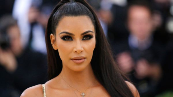 Ким Кардашьян на Met Gala 2018 в музее искусств Метрополитен (7 мая 2018). Нью-Йорк, США - Sputnik Армения