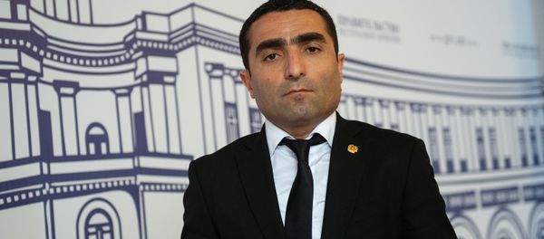 Романос Петросян - Sputnik Արմենիա