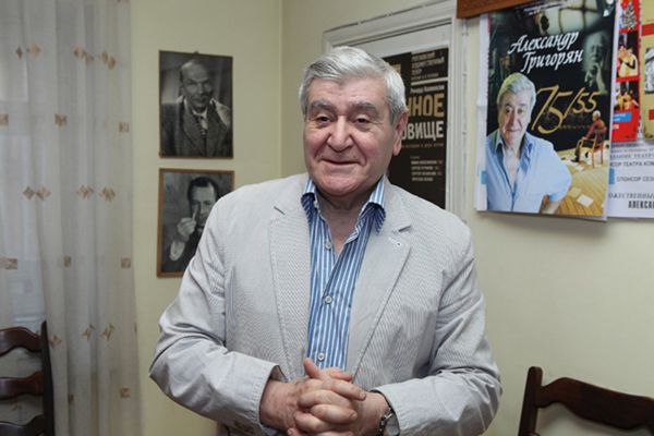 Художественный руководитель драматического театр им. Станиславского ,  Народный артист Армении,  Заслуженный  деятель искусств России Александр Григорян - Sputnik Армения