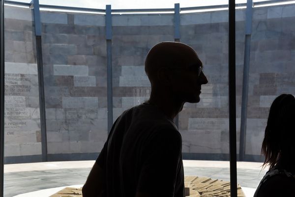 Лауреат премии Аврора доктор Том Катена (Судан) в музее-институте Геноцида армян (4 июня 2018). Еревaн - Sputnik Армения
