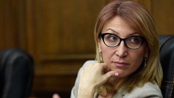 Министр труда и социальных вопросов Армении Мане Тандилян в парламенте (5 июня 2018). Еревaн - Sputnik Արմենիա