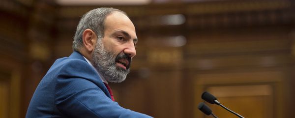 Премьер-министр Армении Никол Пашинян в Парламенте (7 июня 2018). Еревaн - Sputnik Армения