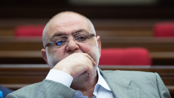 Գեներալ Սեյրան Սարոյանը ԱԺ–ում - Sputnik Արմենիա