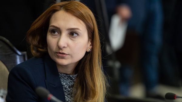 Министр культуры Армении Лилит Макунц на заседании правительства (8 июня 2018). Еревaн - Sputnik Армения
