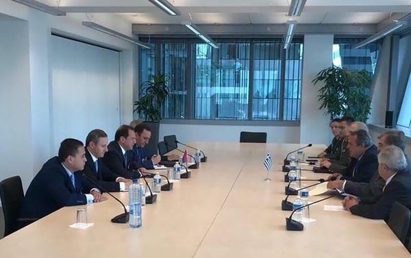 Տոնոյանն առանձին հանդիպումներ է ունեցել ՆԱՏՕ–ի ներկայացուցիչների հետ Տոնոյանն առանձին հանդիպումներ է ունեցել ՆԱՏՕ–ի ներկայացուցիչների հետ - Sputnik Արմենիա