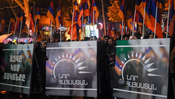 Митинг и шествие оппозиционного фронта «Новая Армения» проходит в Ереване - Sputnik Армения