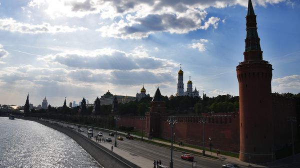 Московский Кремль и Кремлевская набережная. - Sputnik Армения