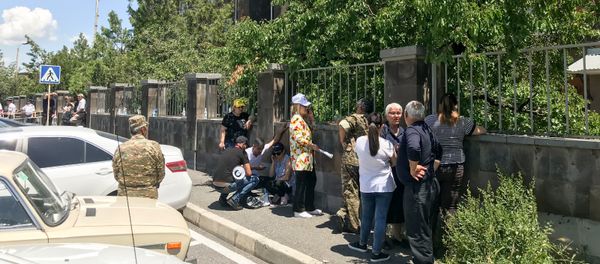 Акция протеста в поддержку задержанного депутата Манвела Григоряна (17 июня 2018). Ереван - Sputnik Արմենիա