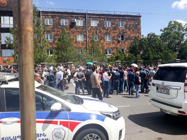 Акция протеста в поддержку задержанного депутата Манвела Григоряна (17 июня 2018). Ереван - Sputnik Արմենիա