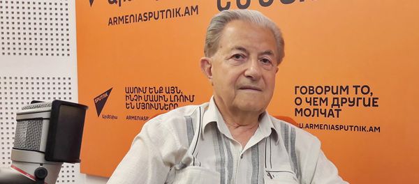 Дмитрий Атбашян Дмитрий Атбашян - Sputnik Արմենիա