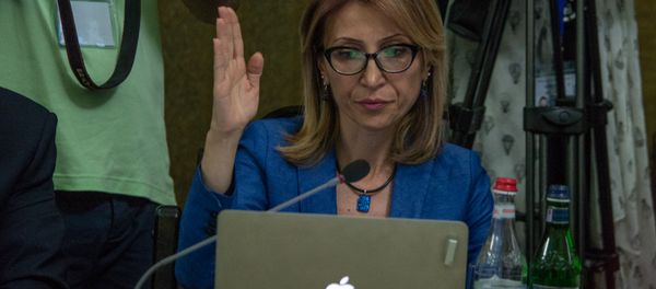 Министр труда и социальных вопросов Мане Тандилян на заседании правительства (21 июня 2018). Еревaн - Sputnik Армения