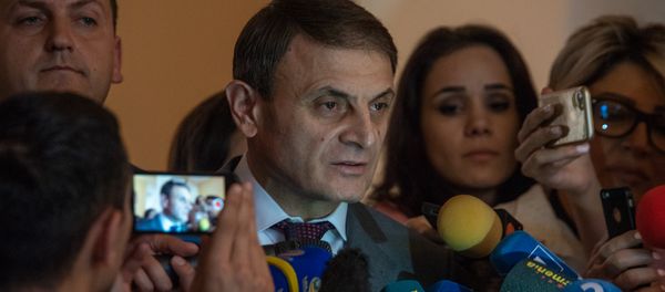 Начальник Полиции Армении Валерий Осипян беседует с журналистами (21 июня 2018). Еревaн - Sputnik Արմենիա