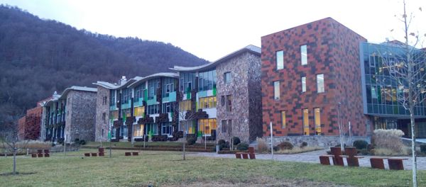 Международная школа-пансион UWC Dilijan College Международная школа-пансион UWC Dilijan College - Sputnik Армения