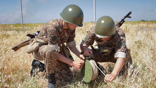 Военнослужащие армянской армии - Sputnik Армения
