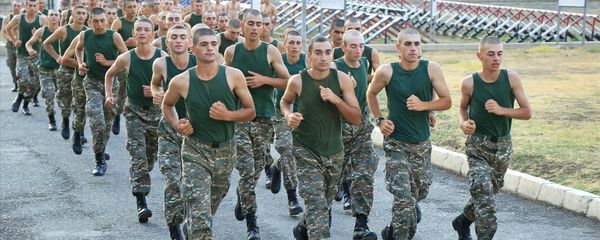Военнослужащие армянской армии - Sputnik Արմենիա