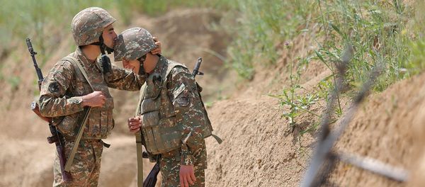 Военнослужащие армянской армии - Sputnik Արմենիա