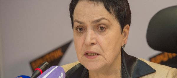 Первый омбудсмен Армении Лариса Алавердян - Sputnik Արմենիա