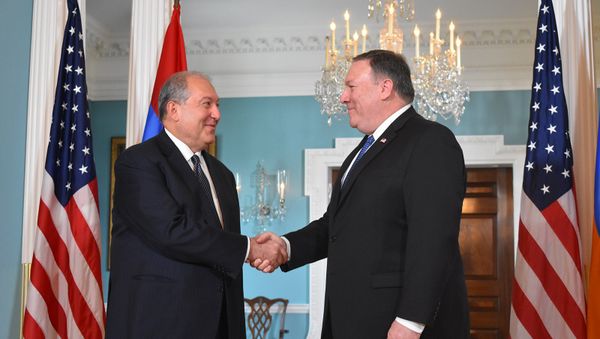 Президент Армении Армен Саркисян встретился с Гос.секретарем США Майком Помпео (29 июня 2018). Вашингтoн - Sputnik Армения