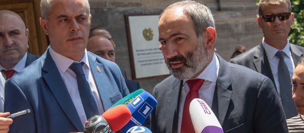 Премьер-министр Никол Пашинян посетил Реабилитационный центр защитника Отечества (1 июля 2018). Еревaн - Sputnik Армения