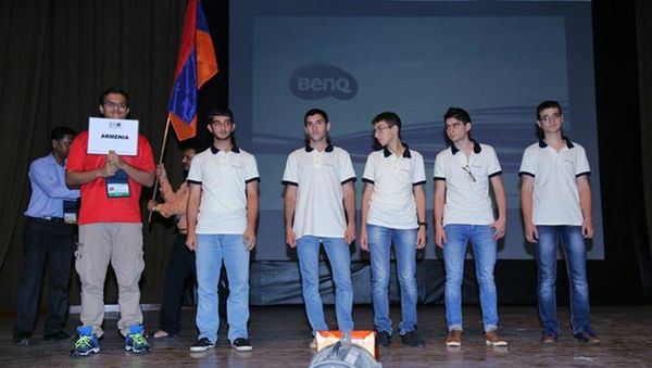 Олимпиада по физике в Мумбаи Олимпиада по физике в Мумбаи - Sputnik Армения