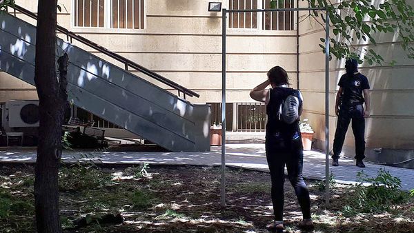 Сотрудники СНБ проводят обыск в доме Александра Саргсяна (4 июля 2018). Еревaн - Sputnik Армения