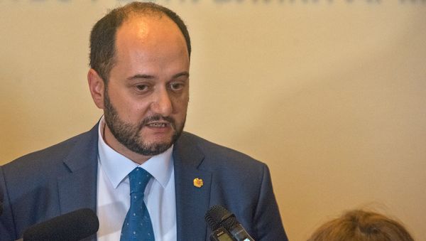 Министр образования и науки Армении Араик Арутюнян на встрече с журналистами (4 июля 2018). Еревaн - Sputnik Արմենիա