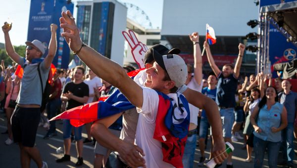 Просмотр матча ЧМ-2018 по футболу между сборными России и Саудовской Аравии - Sputnik Армения