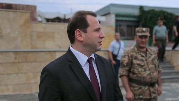 Министр обороны Армении Давид Тоноян посетил одну из воинских частей республики (5 июля 2018). Армeния - Sputnik Армения
