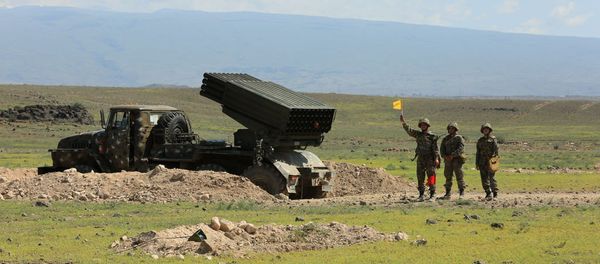 Военные учения армянской армии Военные учения армянской армии - Sputnik Արմենիա