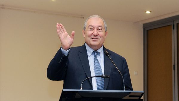 Армен Саркисян на Третьем Молодежном форуме - Sputnik Армения