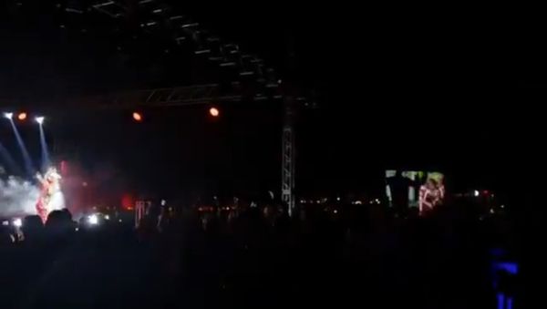 Полина Гагарина поет Кукушка и в этот момент сборная России забивает Полина Гагарина поет Кукушка и в этот момент сборная России забивает - Sputnik Армения