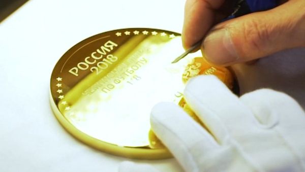 Ногу Игоря Акинфеева увековечили в золоте - Sputnik Армения