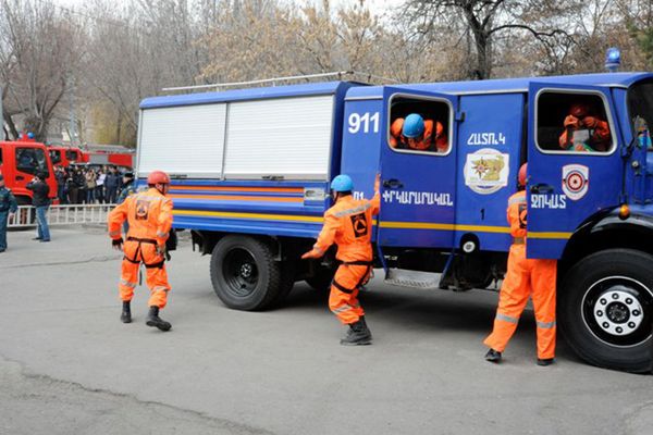 Специальный отряд спасателей Специальный отряд спасателей - Sputnik Армения