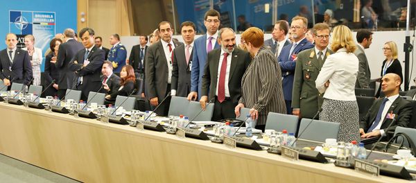 Премьер-министр Армении Никол Пашинян на саммите НАТО (17 июля 2018). Брюссель - Sputnik Армения