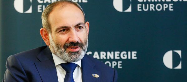 Премьер-министр Армении Никол Пашинян на встрече с экспертами Карнеги Европа (11 июля 2018). Брюссель - Sputnik Արմենիա