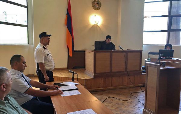 Արարատ Խանդոյանն ազատ արձակվեց դատարանի դահլիճից Արարատ Խանդոյանն ազատ արձակվեց դատարանի դահլիճից - Sputnik Արմենիա