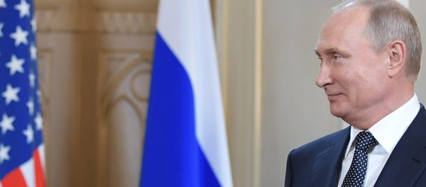 Президент России Владимир Путин во время встречи с Президентом США Дональдом Трампом в президентском дворце (16 июля 2018). Хельсинки - Sputnik Армения